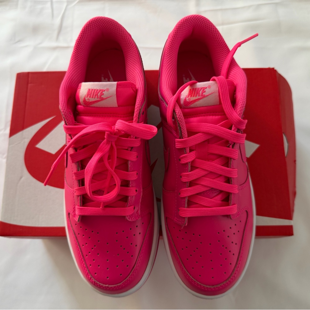 Nike Dunk Low, ‘Hyper Pink’